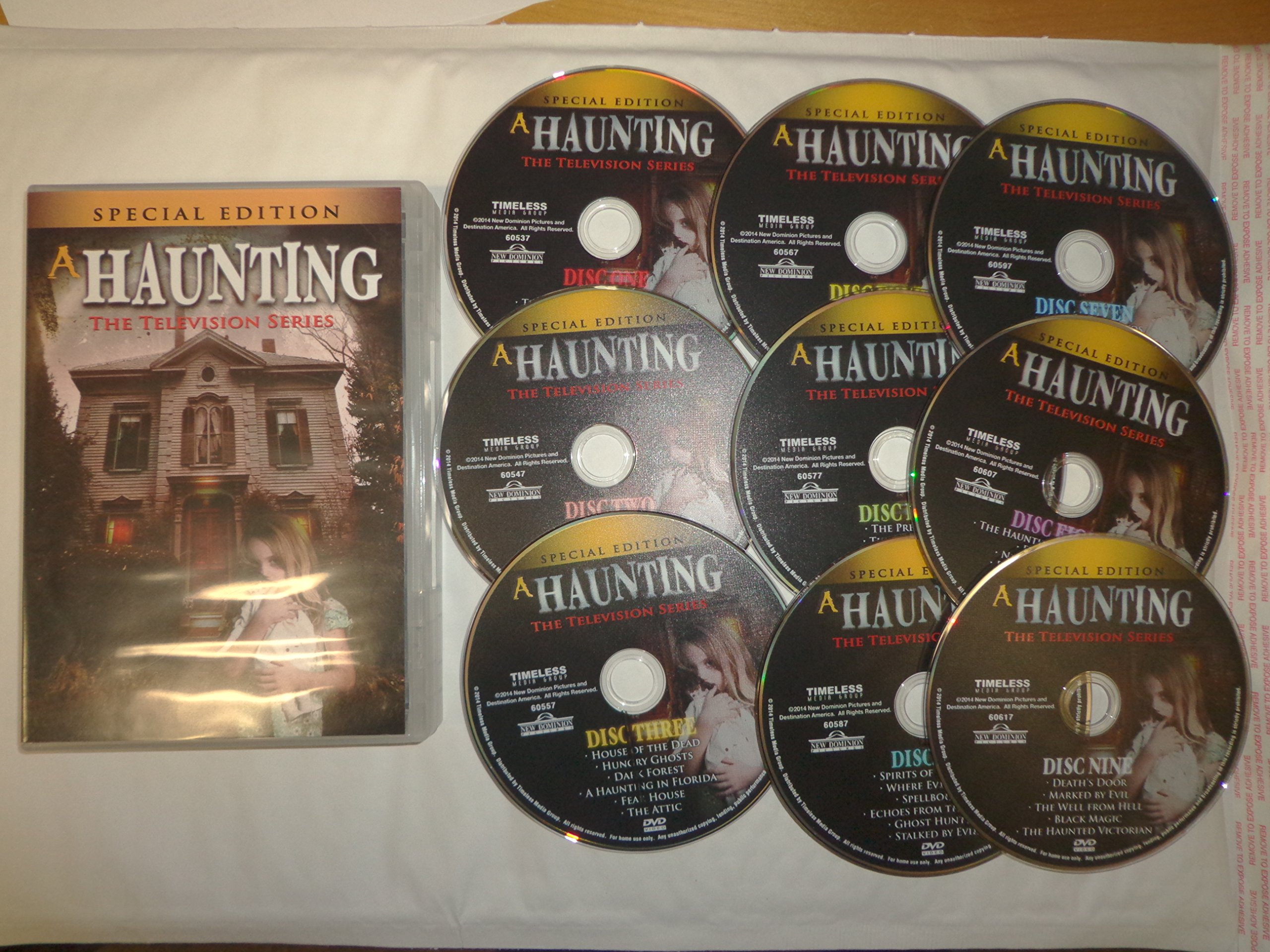 A Haunting: The Television Series (Seasons 1 - 6): Amazon.ca